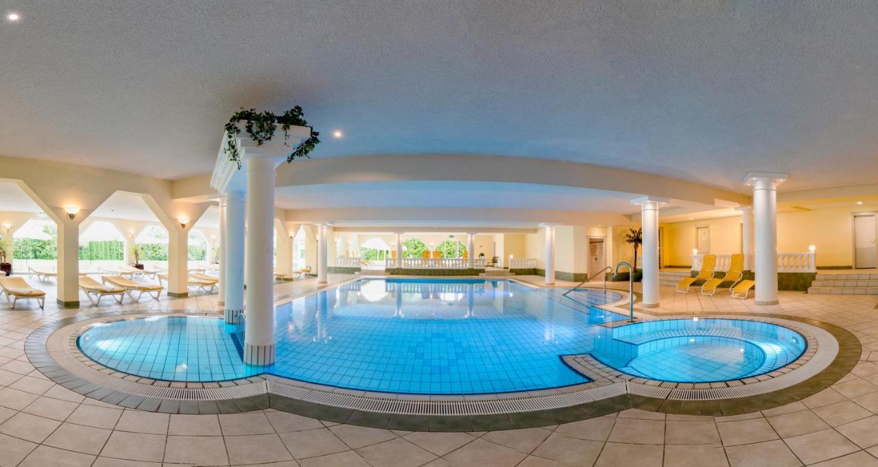 Moehringers Schwarzwald Hotel บอนดอร์ฟ อิม ชวาร์ซวัลด์ ภายนอก รูปภาพ