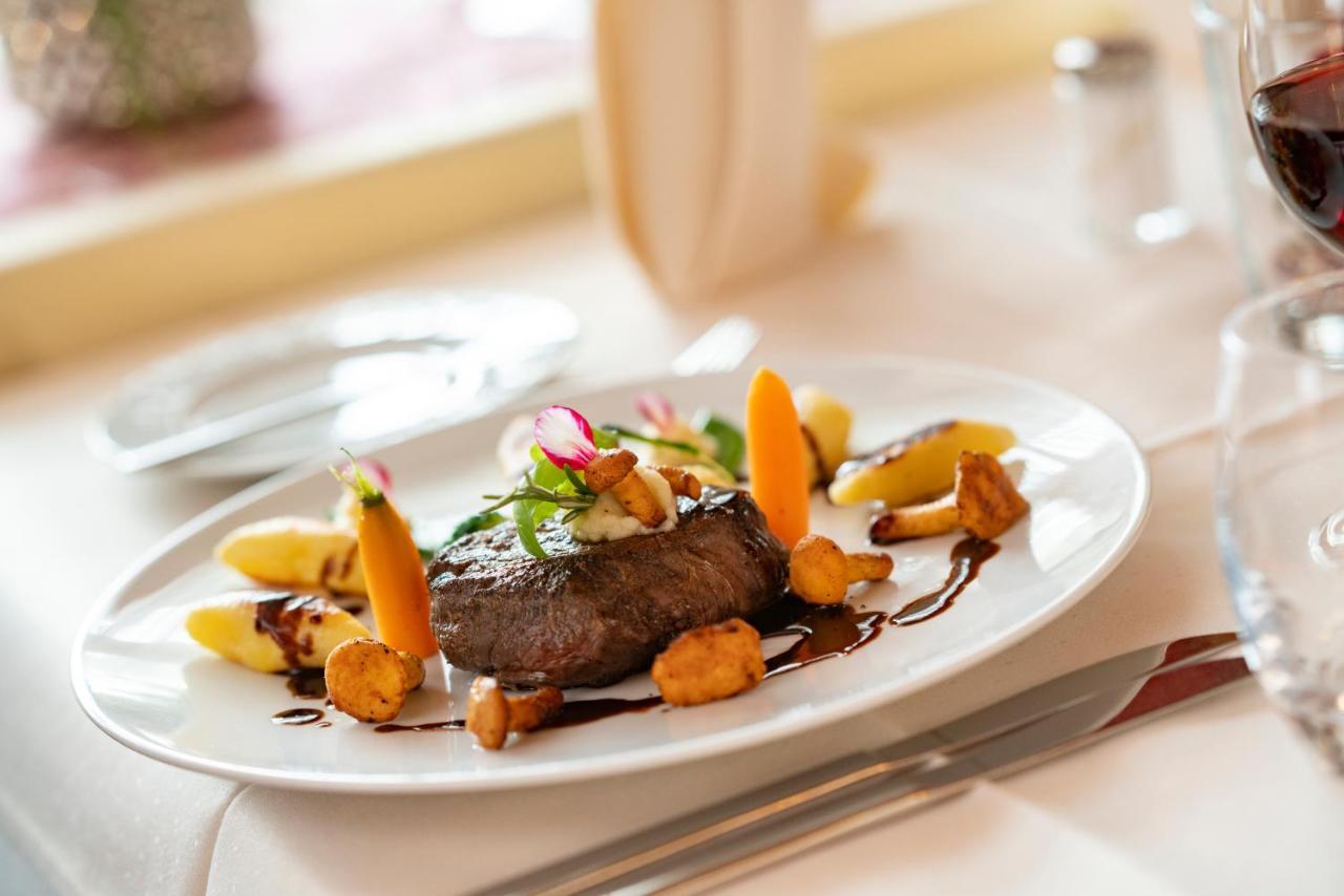 Moehringers Schwarzwald Hotel บอนดอร์ฟ อิม ชวาร์ซวัลด์ ภายนอก รูปภาพ