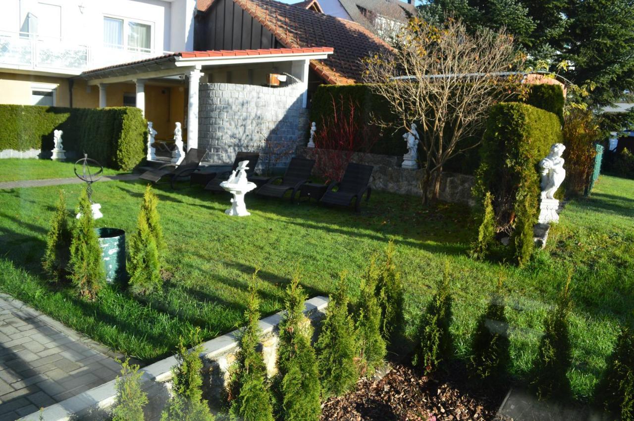 Moehringers Schwarzwald Hotel บอนดอร์ฟ อิม ชวาร์ซวัลด์ ภายนอก รูปภาพ