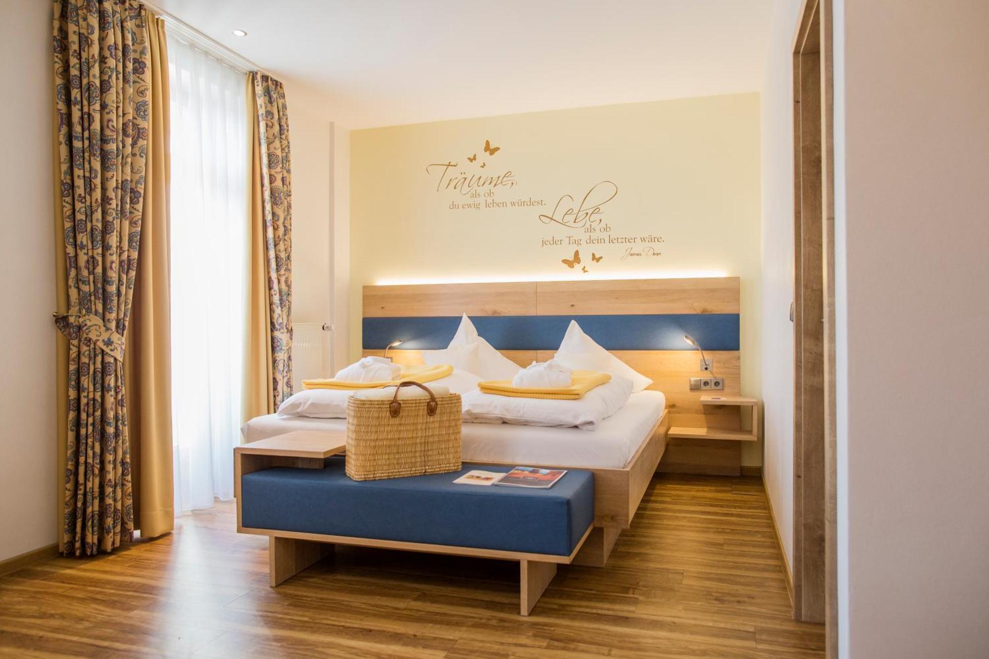 Moehringers Schwarzwald Hotel บอนดอร์ฟ อิม ชวาร์ซวัลด์ ภายนอก รูปภาพ